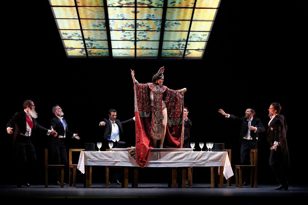 El Auditorio Margarita Lozano de Lorca abre sus puertas a La Bella Otero